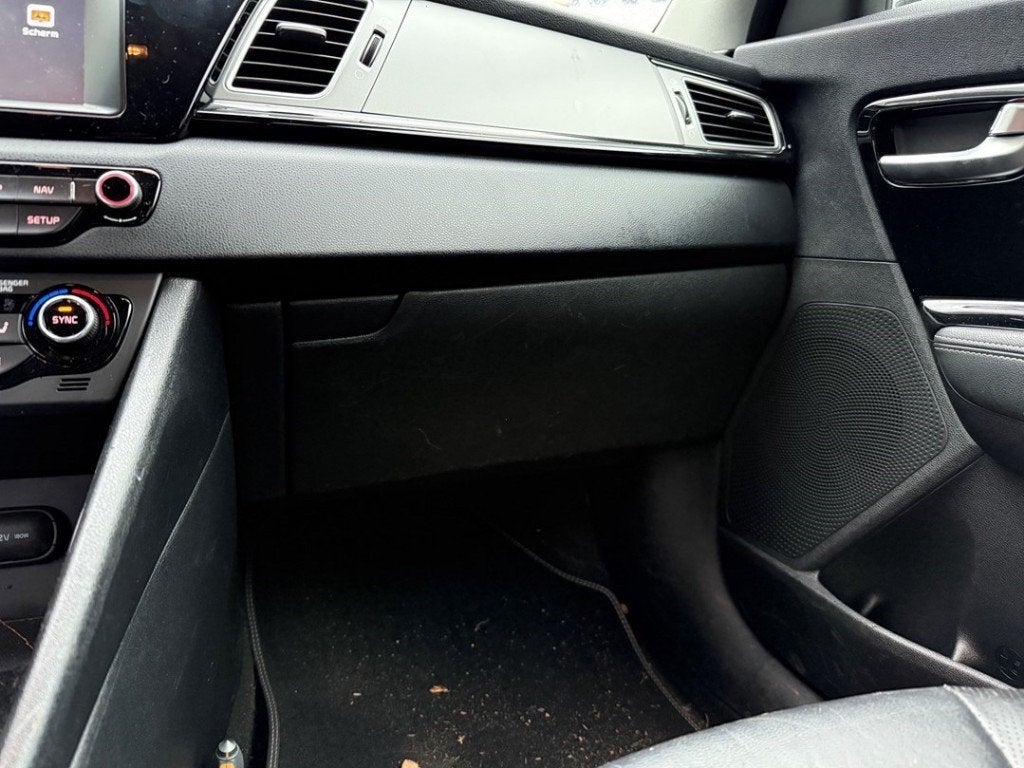 COMPARTIMENT A GANTS Kia Niro I (DE) (01-2016/08-2022), Kia, Info@kia.de, Utilisé, Theodor-Heuss-Allee 11
60486  Frankfurt am Main, DE