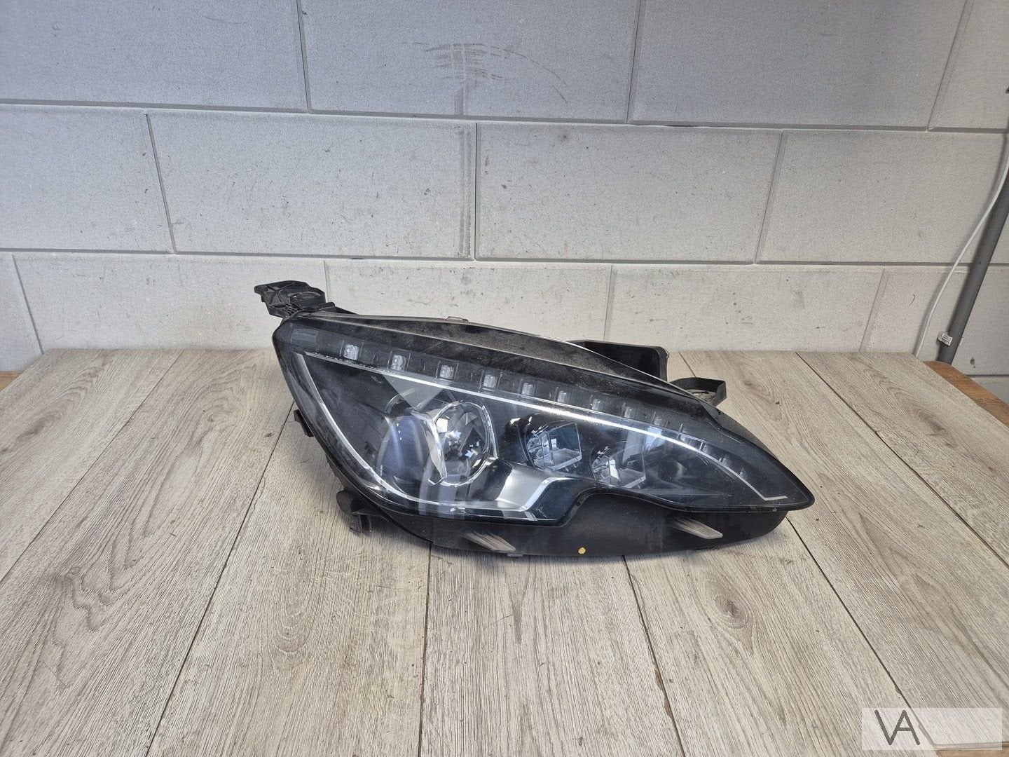 Koplamp rechts LED van Peugeot 308 2013 - 2020 9677832380, Auto-onderdelen, Gebruikt, -, -, Ophalen of Verzenden