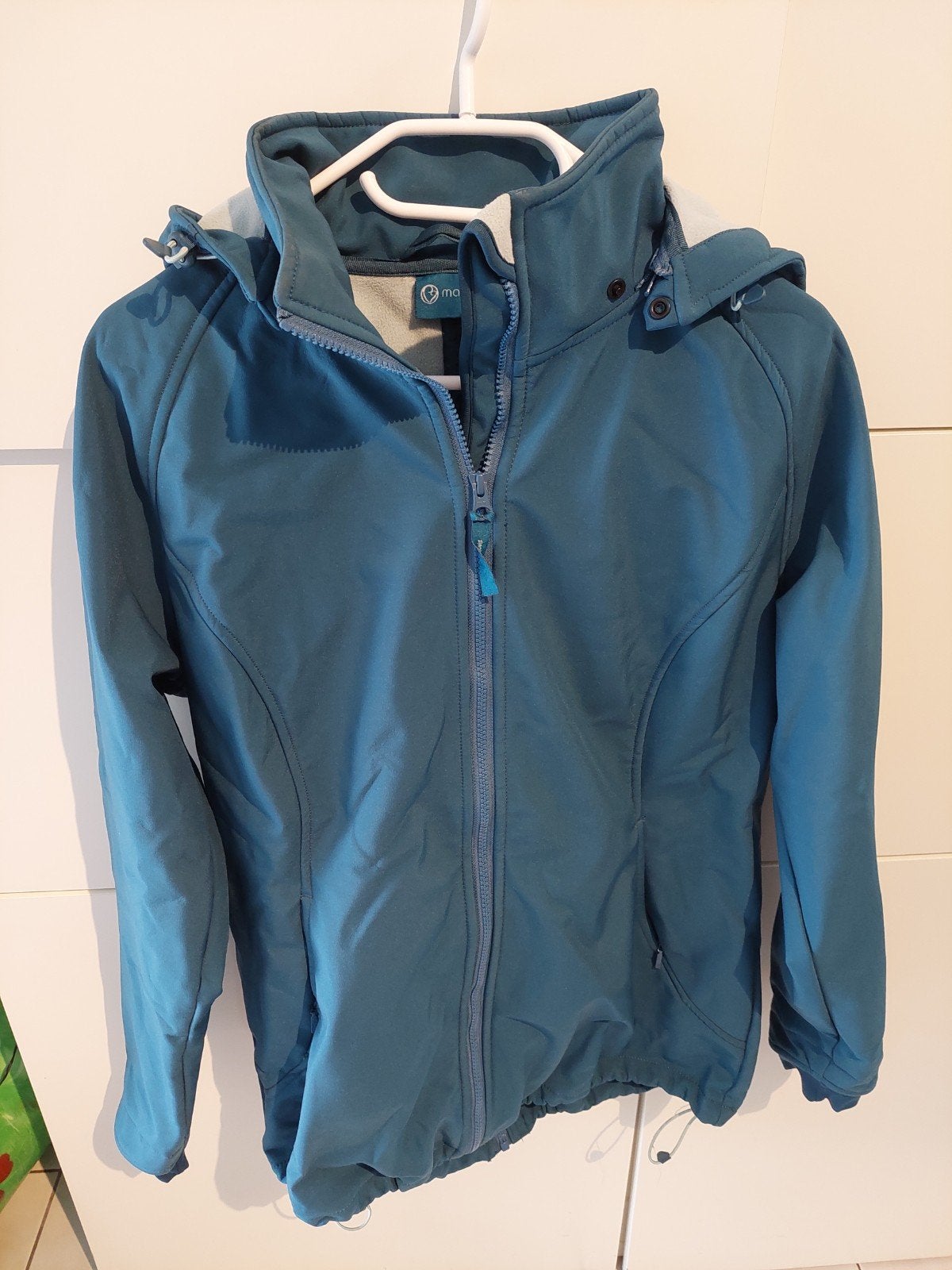 Softshell zwangerschaps- en draagjas Mamalila maat L, Blauw, Maat 42/44 (L), Ophalen of Verzenden, Zo goed als nieuw