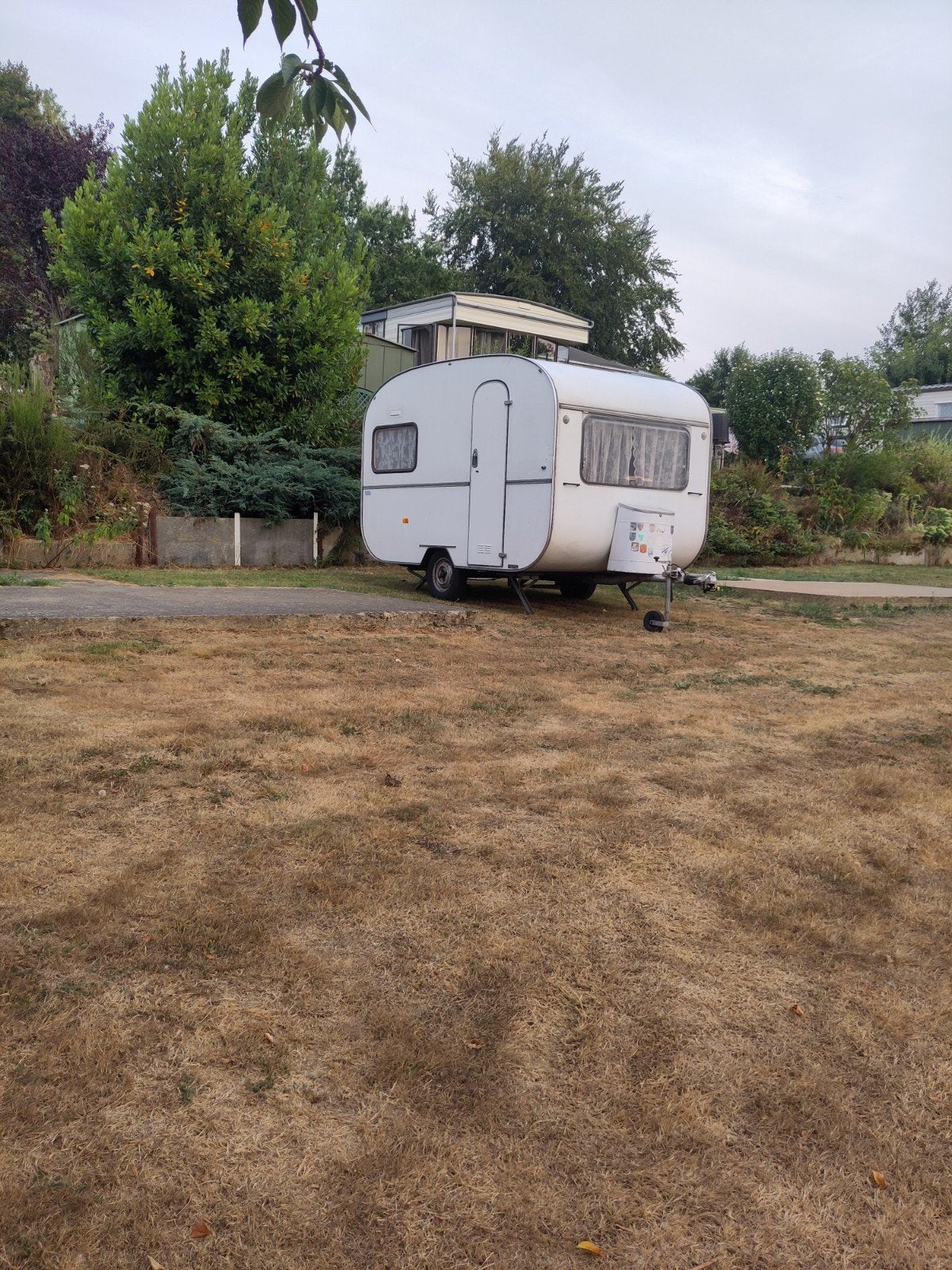 caravane -750kg, Caravanes & Camping, Caravanes, Particulier, Adria, 500 - 750 kg, Jusqu'à 3