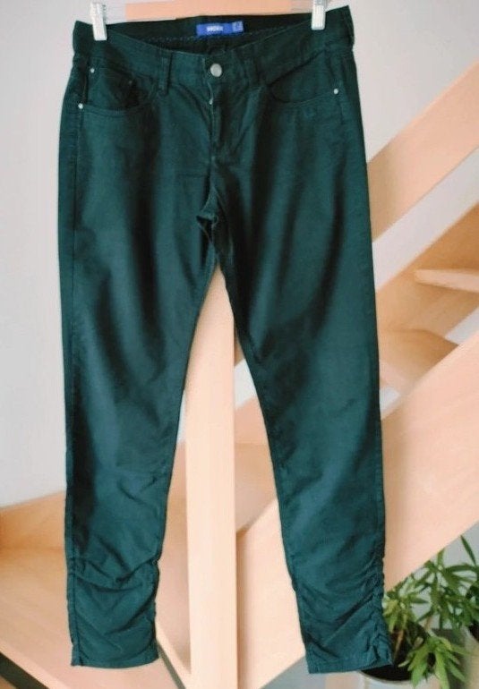 Mexx Damesbroek. Medium of 38. Gefronste enkels., Kleding | Dames, Broeken en Pantalons, Maat 38/40 (M), Mexx, Zwart, Nieuw