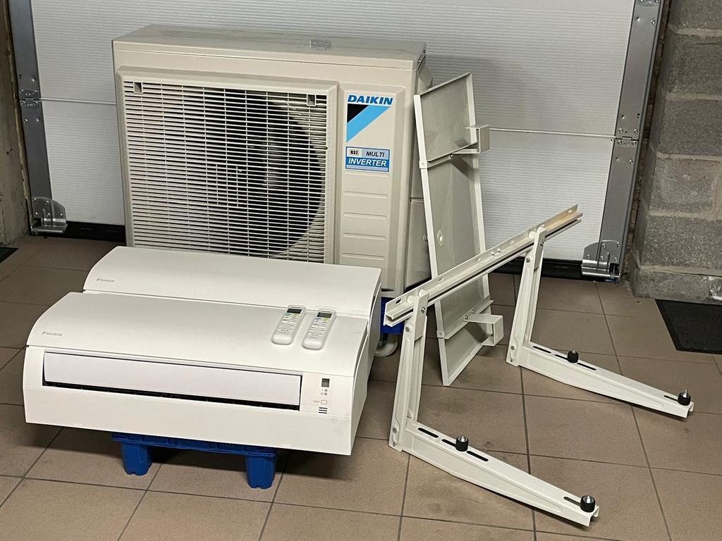 Pompe à chaleur DAIKIN Multi Split 8kw, Electroménager, Enlèvement, Comme neuf, Chauffage