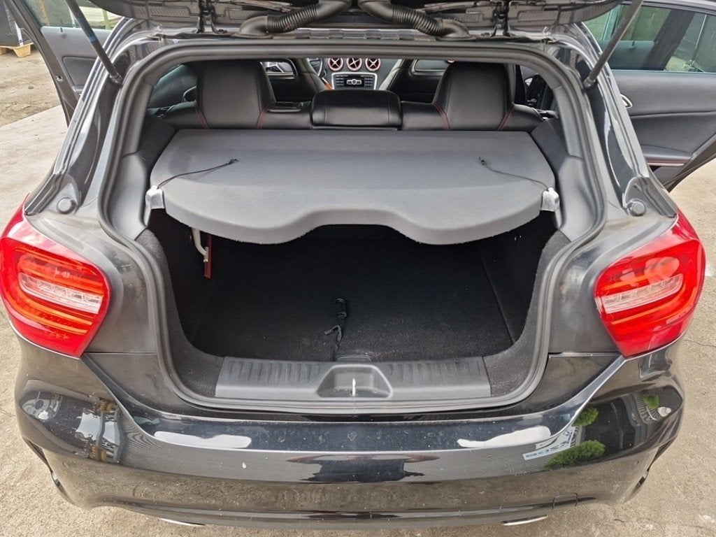 PLAGE ARRIERE Mercedes-Benz A (W176) (01-2012/05-2018), Mercedes-Benz, Utilisé, Dialog.mb@mercedes-benz.com, Mercedes-Benz AG