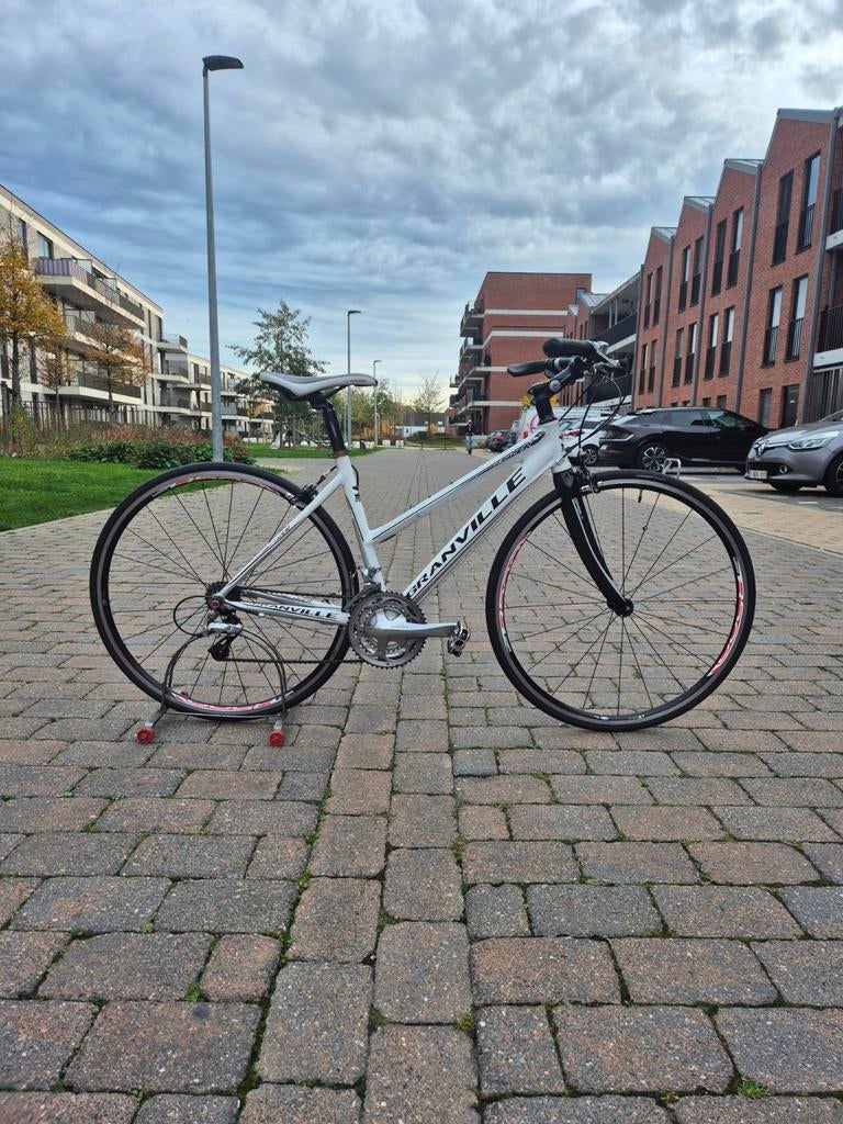 Granville sportieve fiets, Fietsen en Brommers, 28 inch, Gebruikt, Velgrem, Aluminium