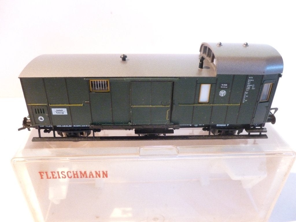 TRAINS HO, Hobby en Vrije tijd, Modeltreinen | H0, Gelijkstroom, Fleischmann, Wagon, Ophalen of Verzenden