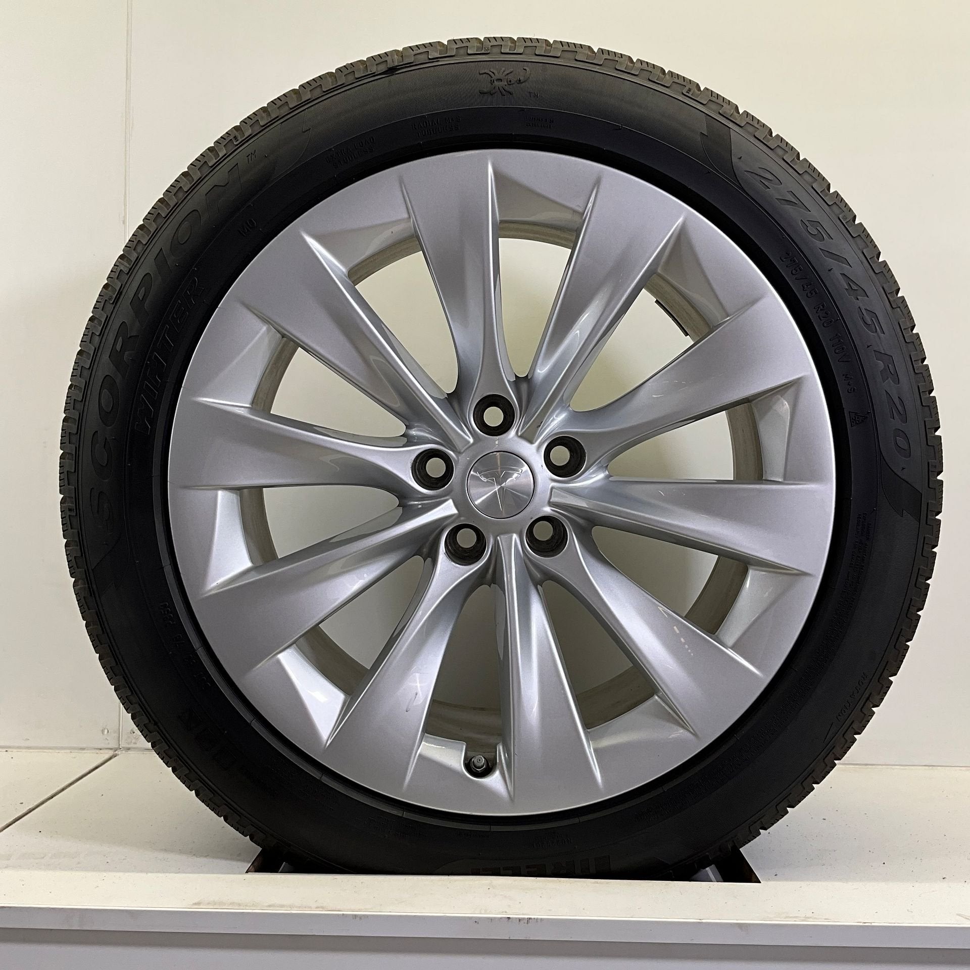 NIEUW TESLA MODEL X WINTERBANDEN BREEDSET VELGEN 20 INCH, 255 mm, -, -, Banden en Velgen