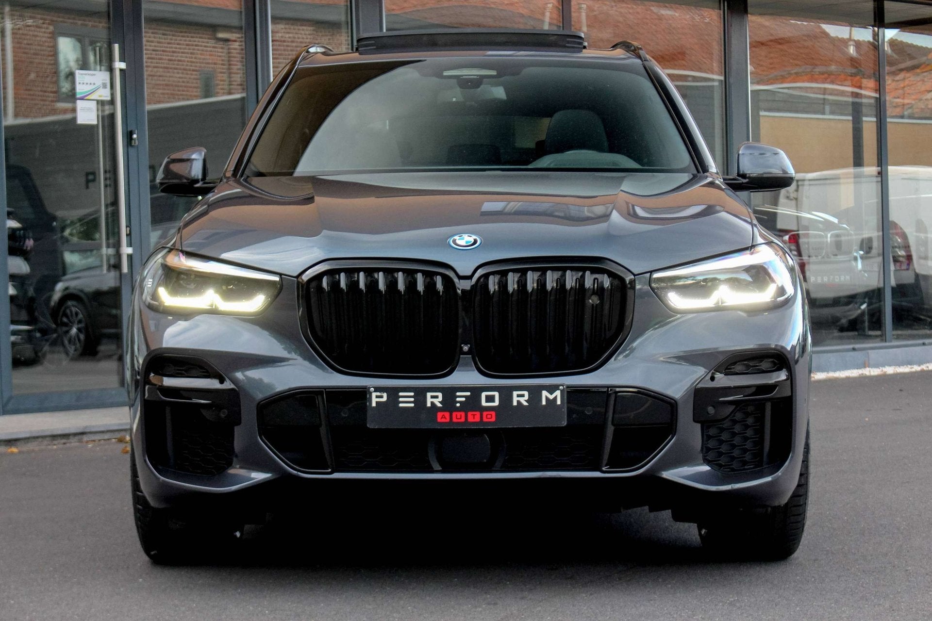 BMW X5 45e*HYBRID*NIGHT VISION*FULL OPTION*, Automaat, 5 zetels, 5 deurs, Hybride Elektrisch/Benzine