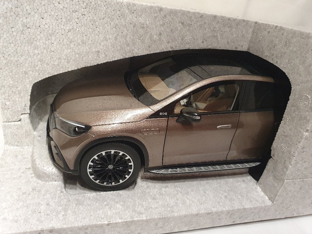 Mercedes-Benz EQE SUV 2023 Velvet brown metallic NZG 1:18, Hobby en Vrije tijd, Ophalen of Verzenden, Nieuw, Auto, Overige merken