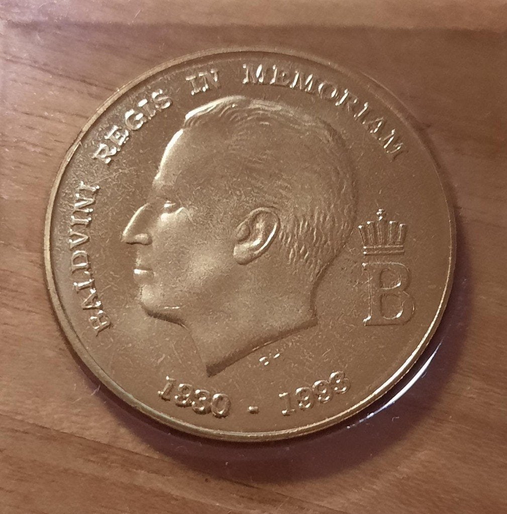 Medaille ter nagedachtenis aan koning Boudewijn 1930-1993, Ophalen of Verzenden, Brons