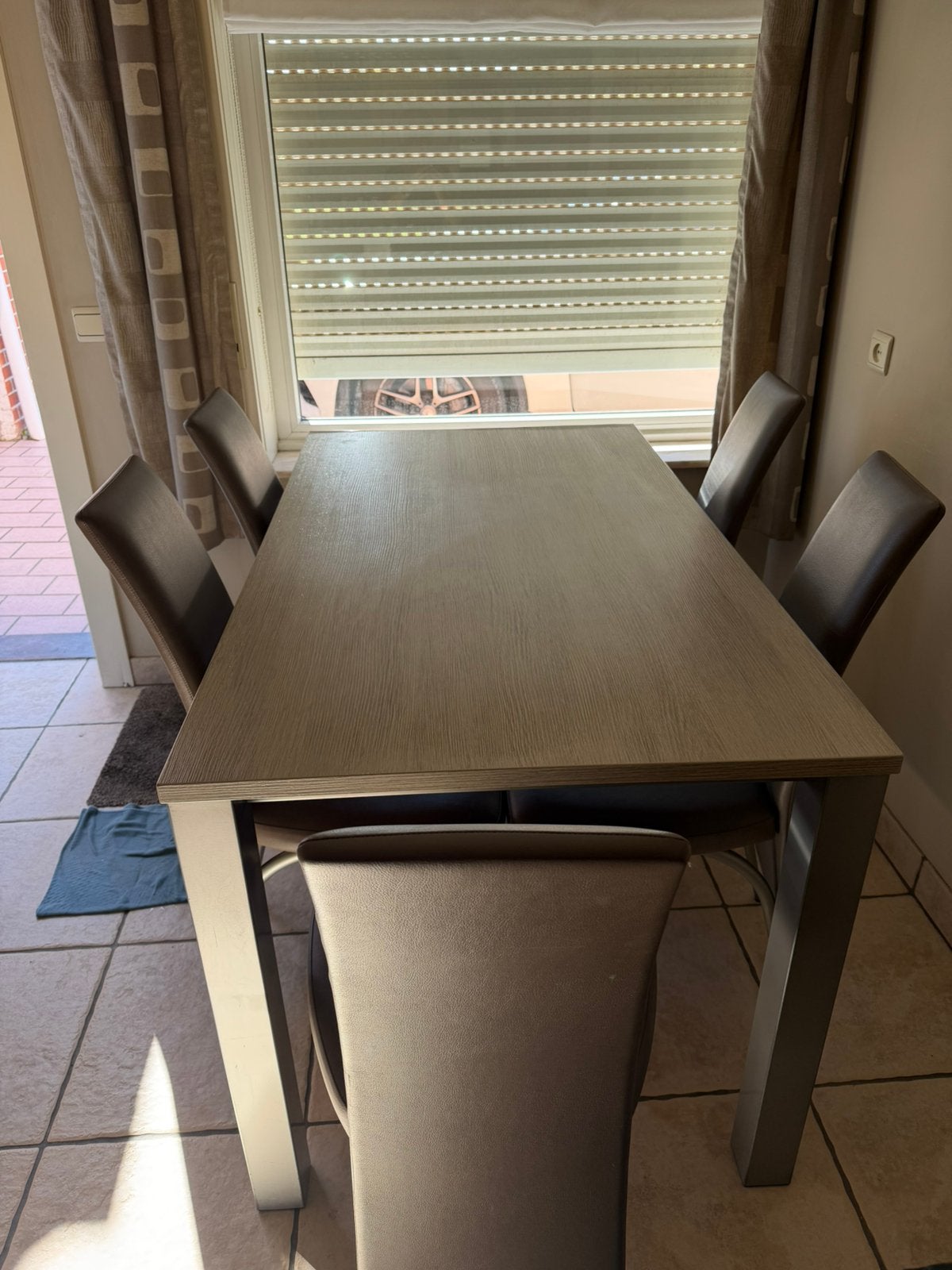 Tafel en 5 stoelen taupe, Huis en Inrichting, Ophalen, Gebruikt