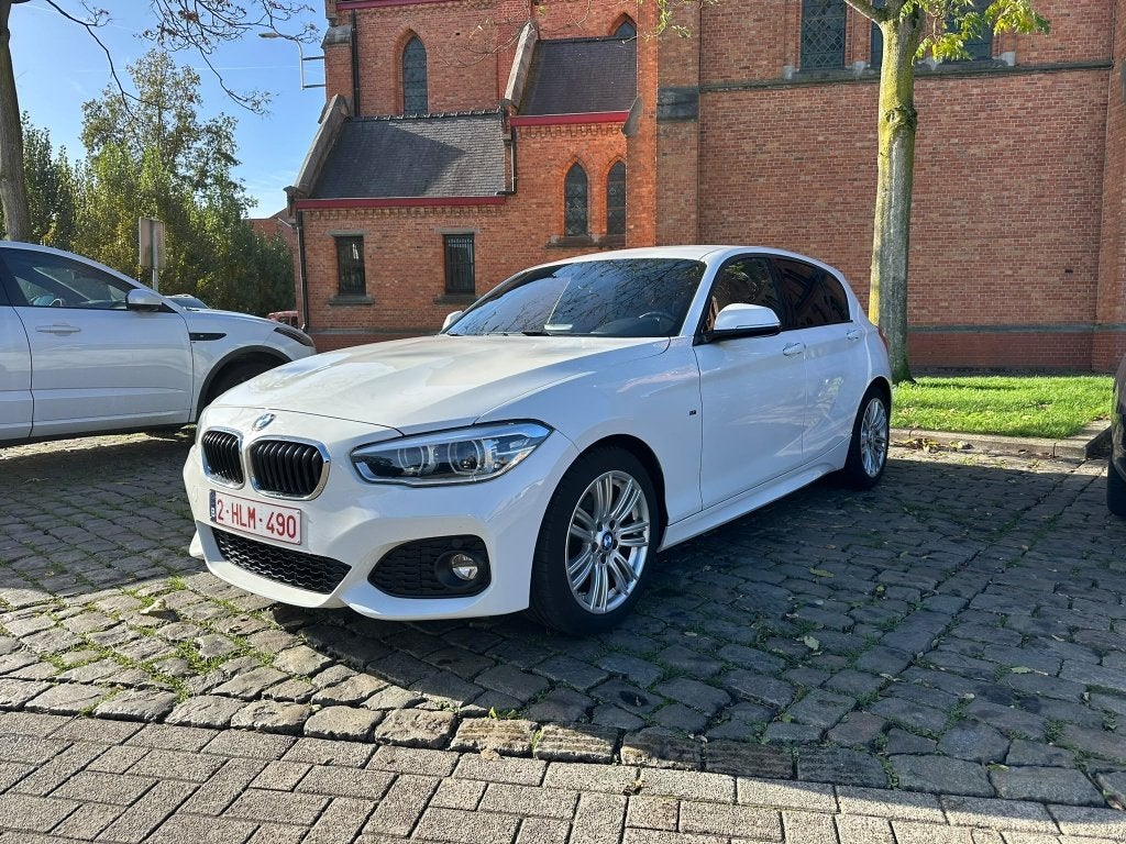 BMW 116i M Sport - Wit - Zeer mooie staat, Autos, Euro 6, Boîte manuelle, Alcantara, Noir