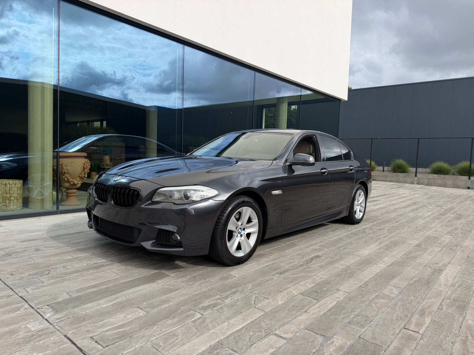 Bmw 520d sedan gekeurd garantie 8950€, 1995 cc, 4 cilinders, Leder, Bedrijf