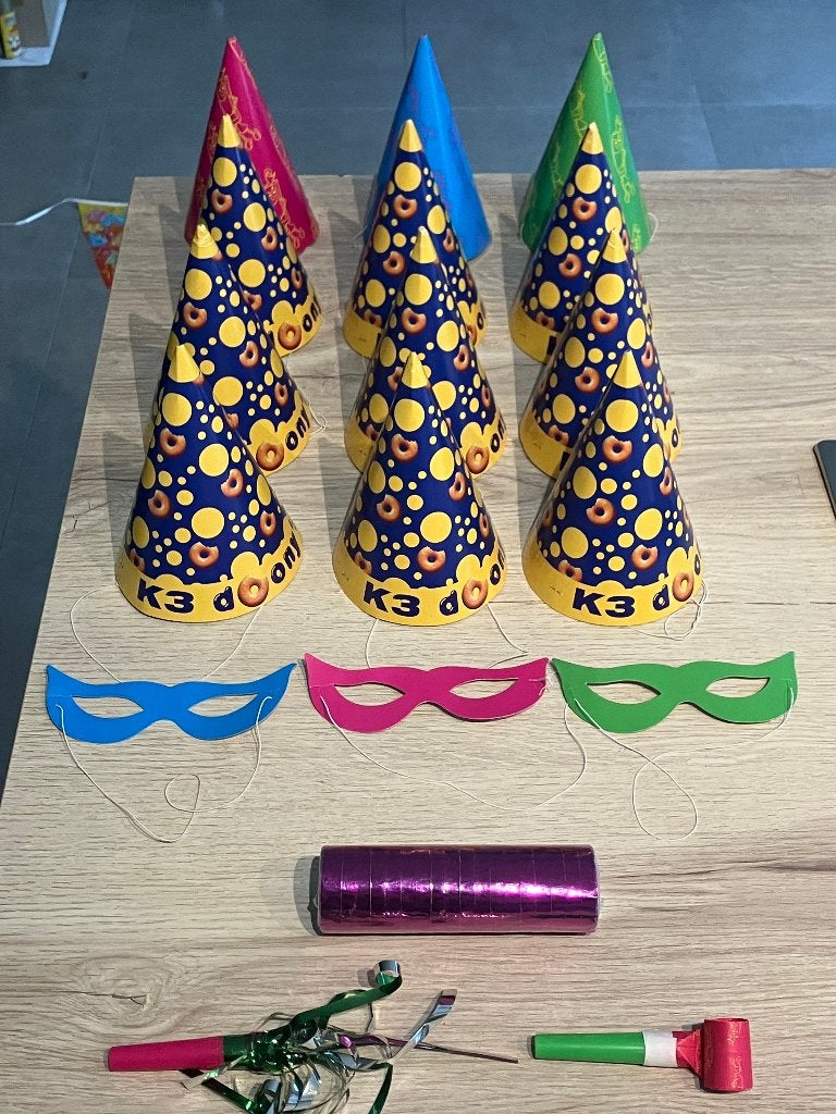 20-Delige Party Box Happy Birthday K3, Ophalen of Verzenden, Nieuw, Feestartikel