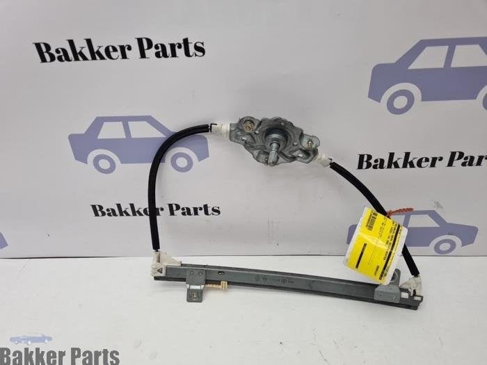 Mécanique vitre 4portes arrière droite d'un Renault Scenic, -, Renault, -, 3 mois de garantie