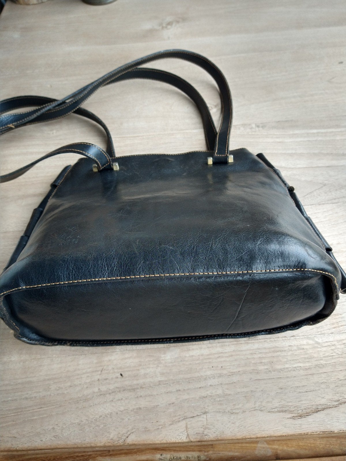 Petusco lederen handtas/ schoudertas/crossbag, Bijoux, Sacs & Beauté, Sacs | Sacs Femme, Enlèvement, Sac à main