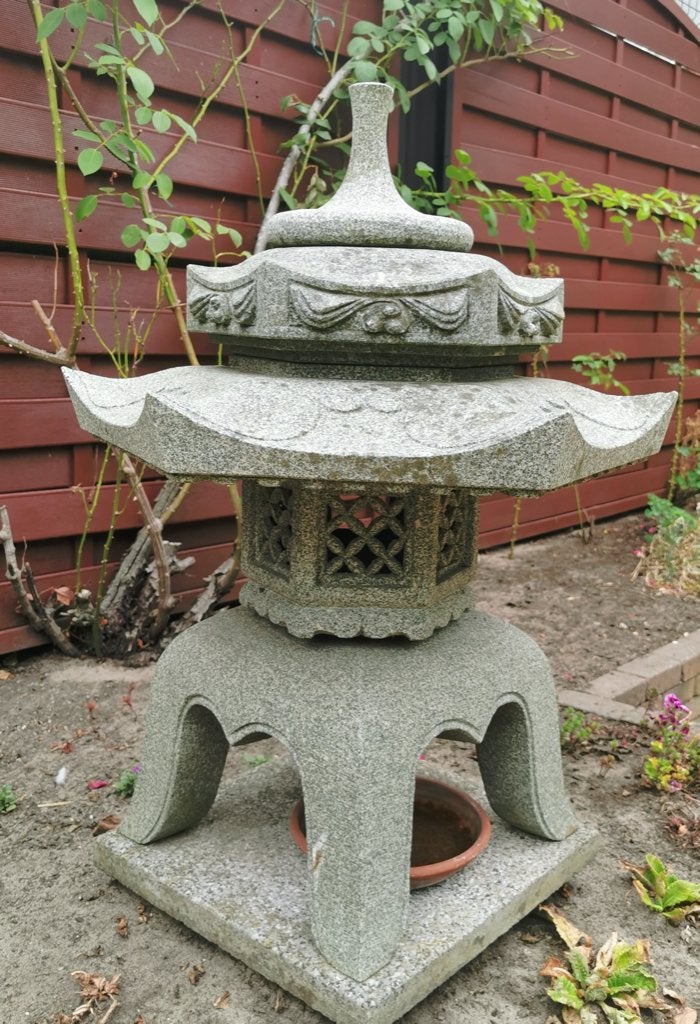 PAGODE IN GRANIET, Tuin en Terras, Tuinbeelden, Ophalen, Gebruikt, Steen, Overige typen