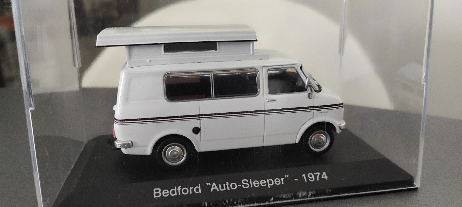 Camping car Bedford  Auto Sleeper 1974 1:43 in vitrinedoosje, Ophalen of Verzenden, Auto