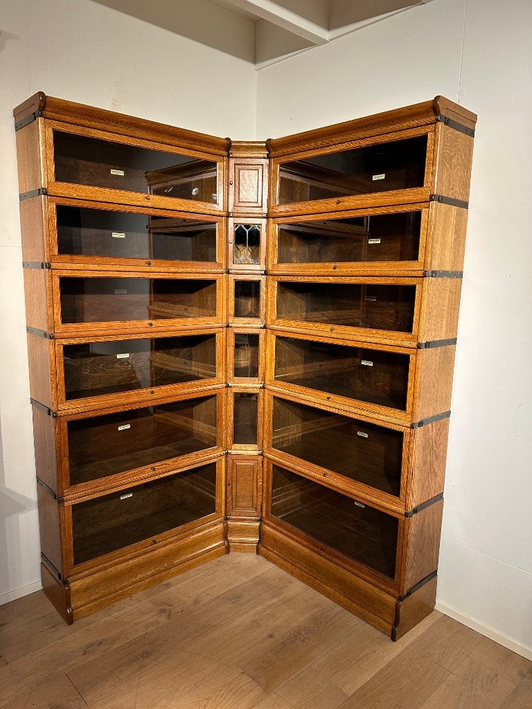 Antieke Globe Wernicke boekenkast in hoekopstelling, Envoi