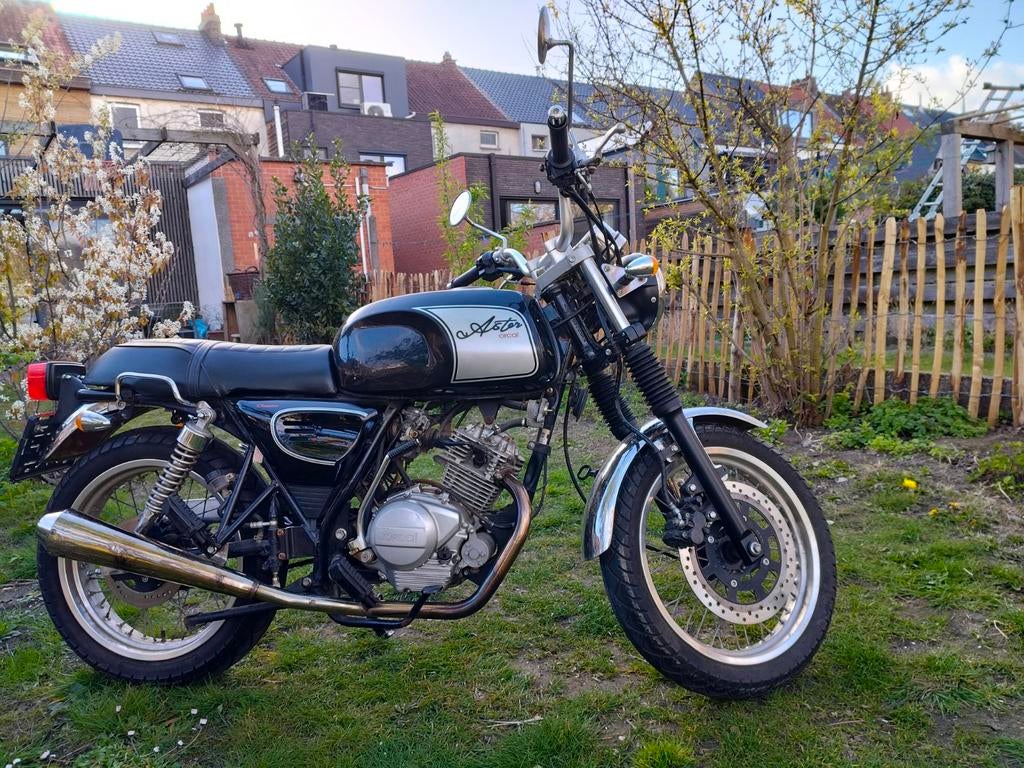 Orcal Astor 125cc, Motoren, Orcal, 125 cc, Overig, 11 kW of minder