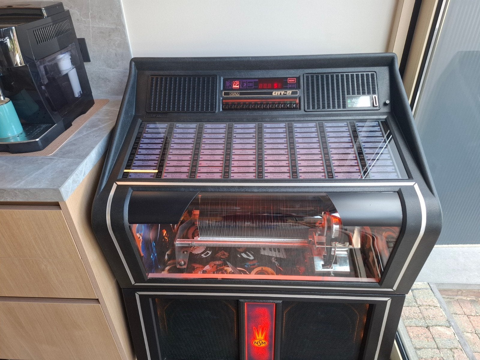 compacte nsm juke box, Enlèvement
