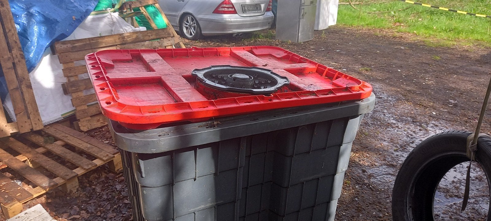 water opslag tank op wielen,450 liter in goede staat, Ophalen