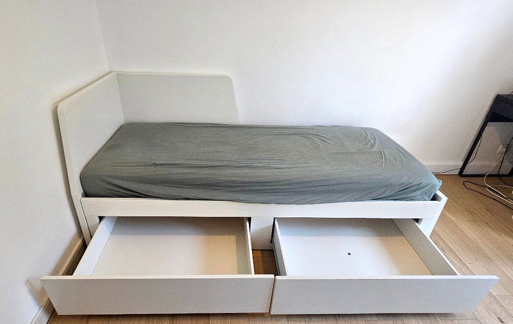 Bed flekke, Comme neuf, Enlèvement, Blanc, 160 cm