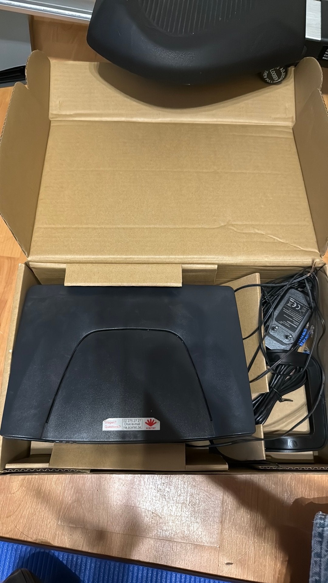 B-box2-Sagemcom F3464 WS, Computers en Software, Ophalen of Verzenden, Gebruikt, Router met modem