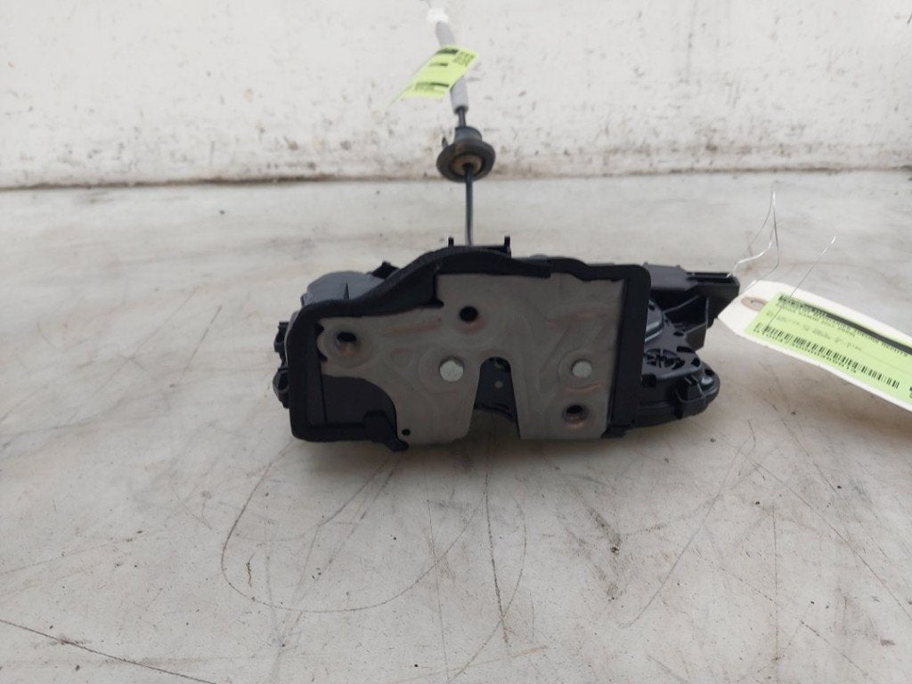 SERRURE DE PORTE RODS ARRIÈRE DROIT (|10A839016B|10A839016|, Brose SE, Info@brose.com, Utilisé, Max-Brose-Straße 1
96450  Coburg, DE