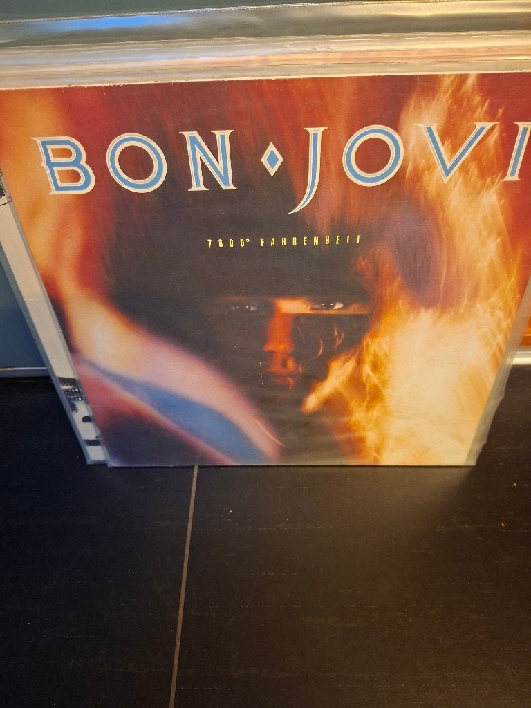 lp - bon jovi - 7800 fahrenheit - bak 4, LP, Zo goed als nieuw, Hardrock, 12 inch