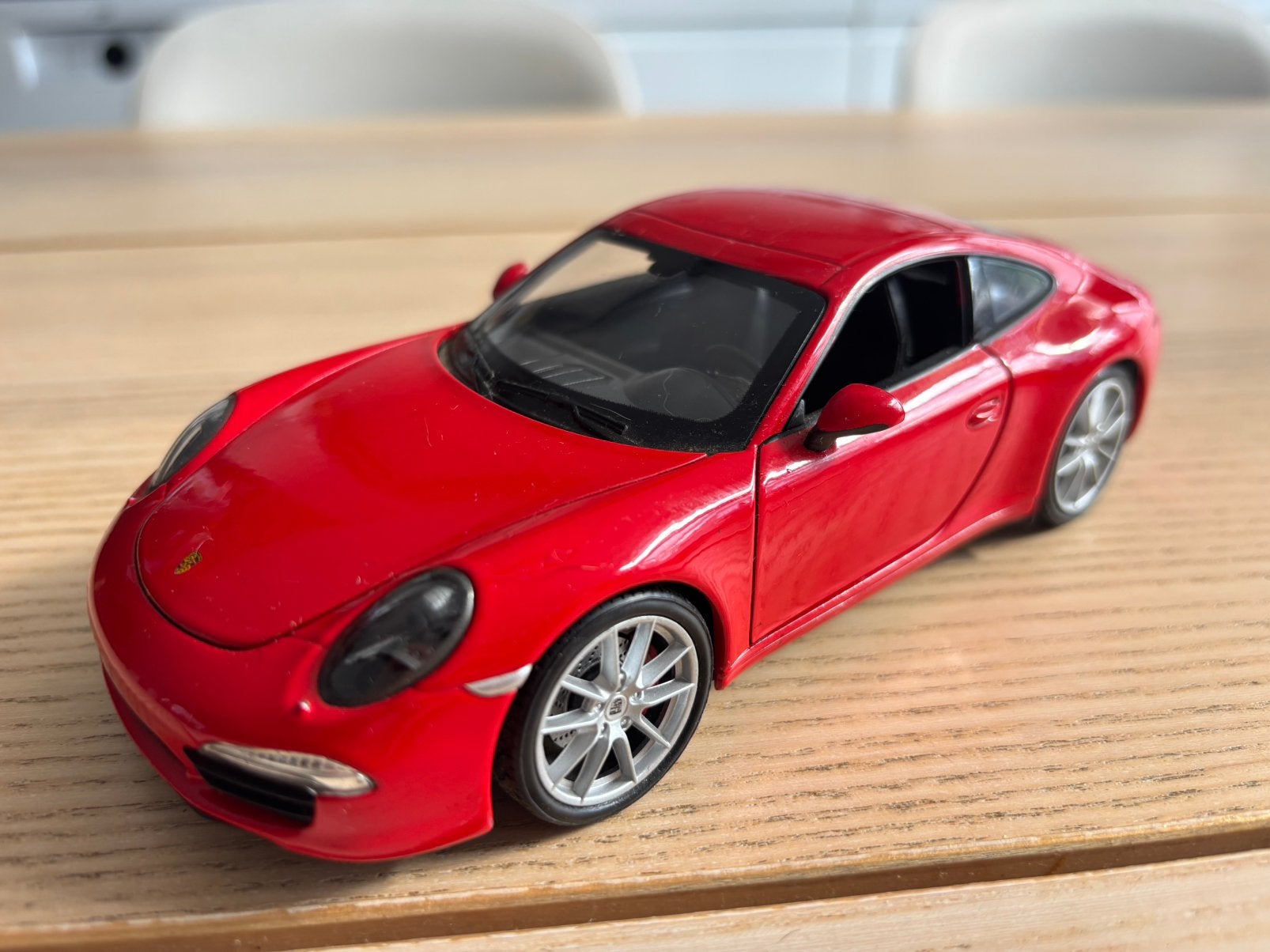 1:24 Porsche 911 Carrera 991 (Welly), Ophalen of Verzenden, Zo goed als nieuw, Auto, Welly