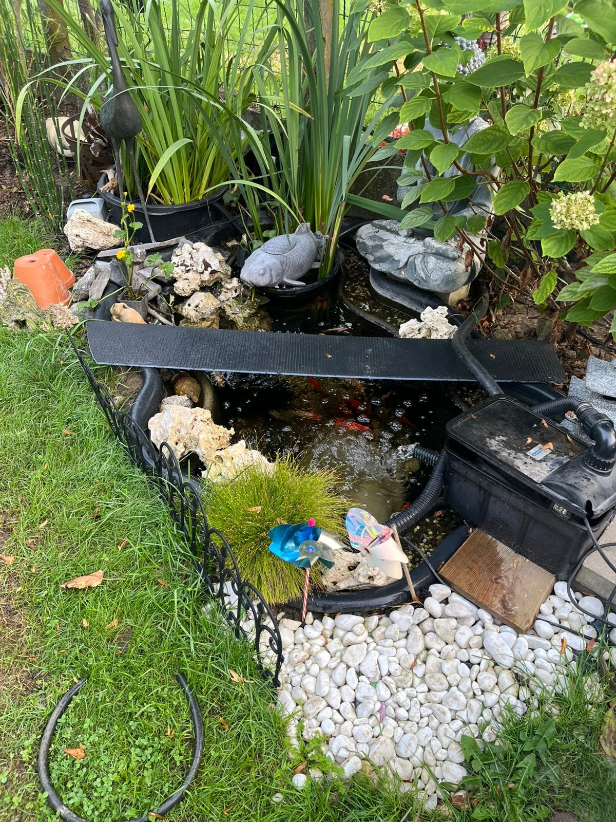 Vijver, Tuin en Terras, Ophalen, Zo goed als nieuw
