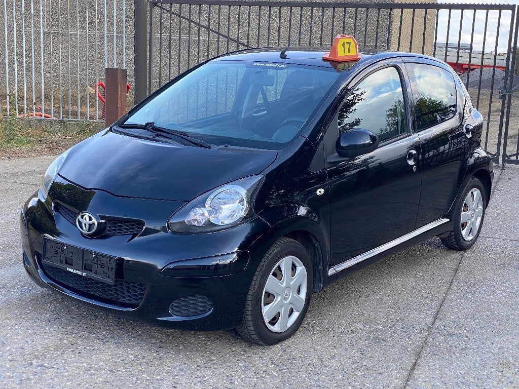 Toyota Aygo 1.0i VVT-i Plus, Autos, Euro 5, Achat, Entreprise, Boîte manuelle