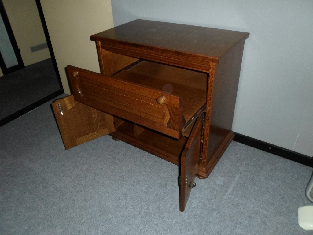 Antiek TV meubel met draaiblad, Antiek en Kunst, Ophalen