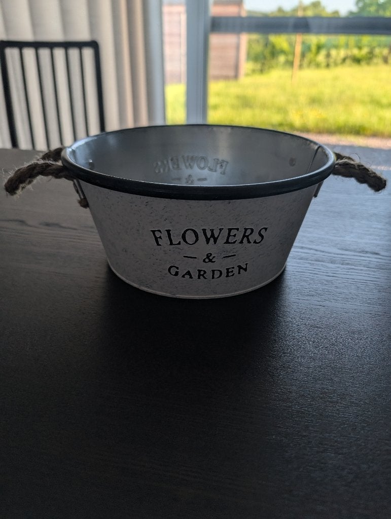 Seau en zinc avec poignées en jute, Jardin & Terrasse, Bacs à fleurs & Jardinières, Comme neuf, Métal, Intérieur, Balcon, Jardin
