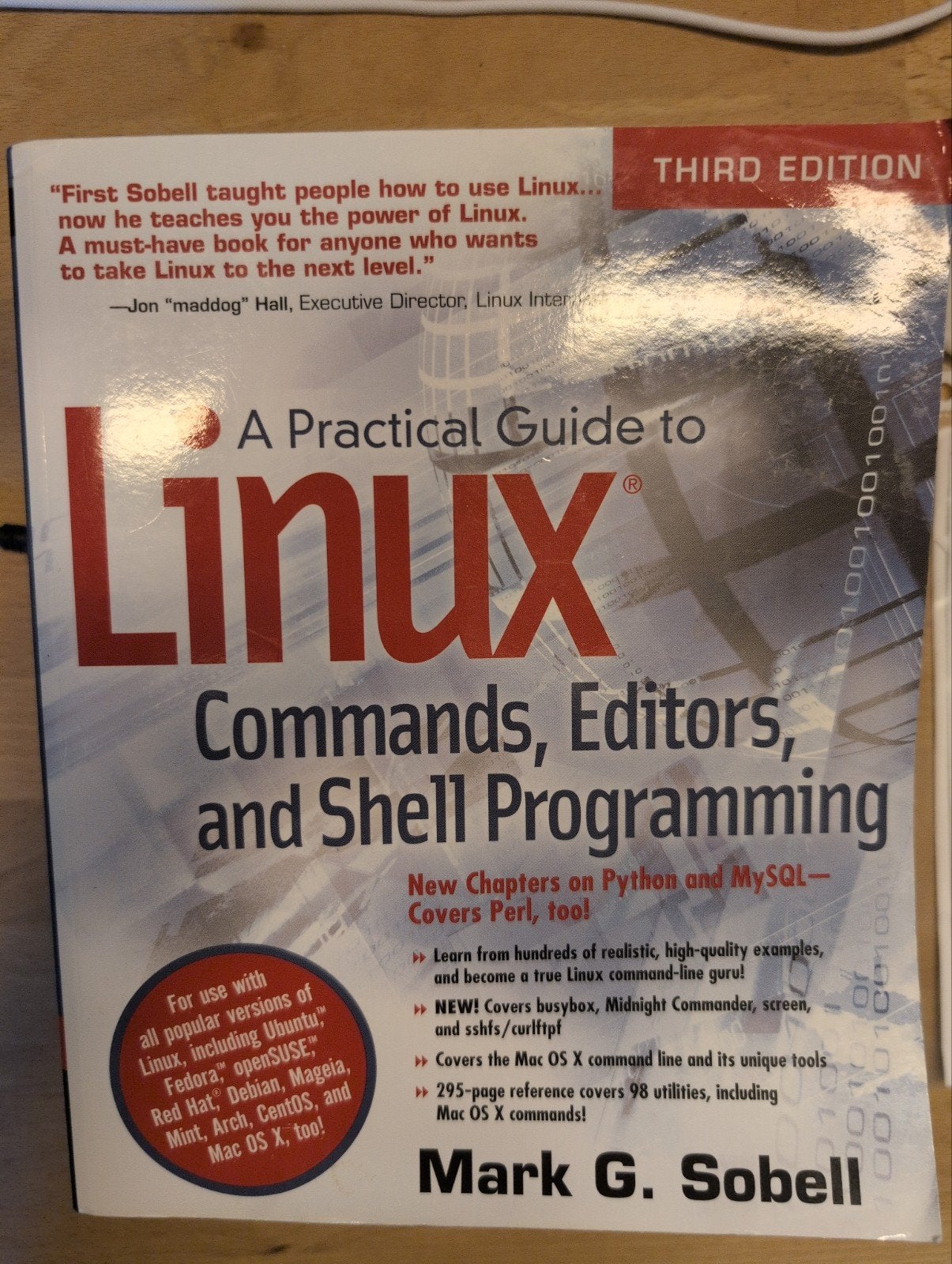 A practical guide to Linux, Système d'exploitation, Mark G Sobell, Enlèvement, Utilisé