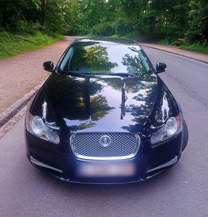 Belle Jaguar XF 2.7 V6, AVEC contrôle technique, papier rose, Autos, Cuir, Achat, Entretenue par le concessionnaire, Noir