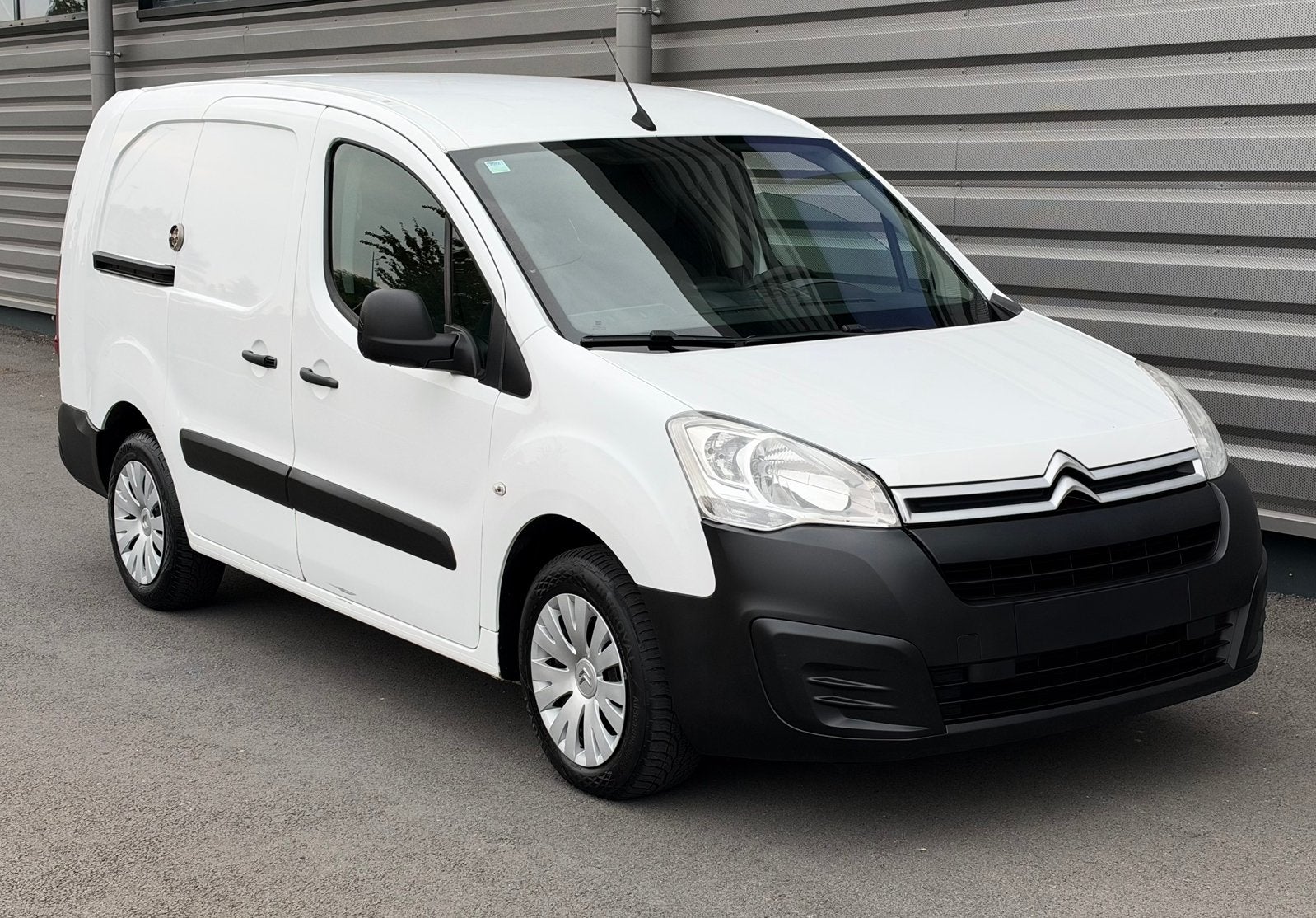 Citroen berlingo hdi, Autos, 4 portes, 3 places, Berlingo, Diesel