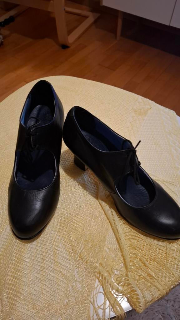 Chaussures de flamenco 39 noires, Enlèvement ou Envoi, Chaussures