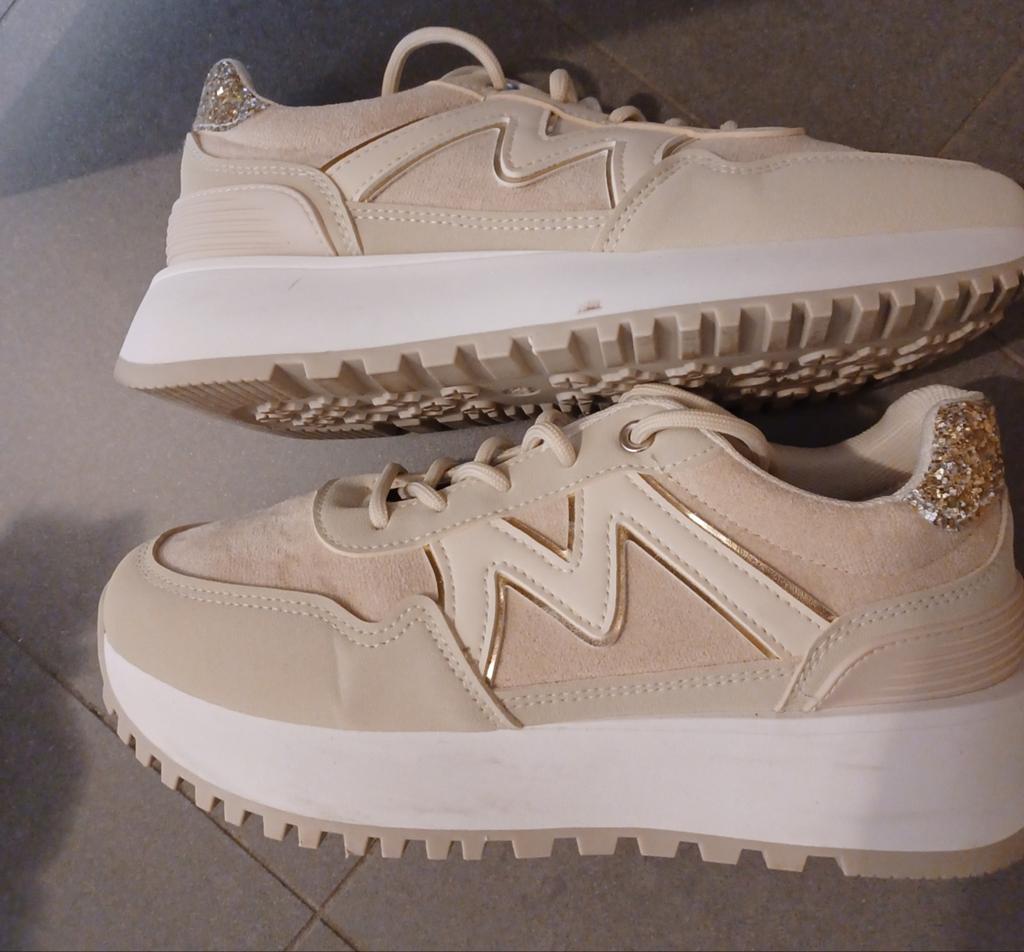 Dames schoenen maat 39, Ophalen