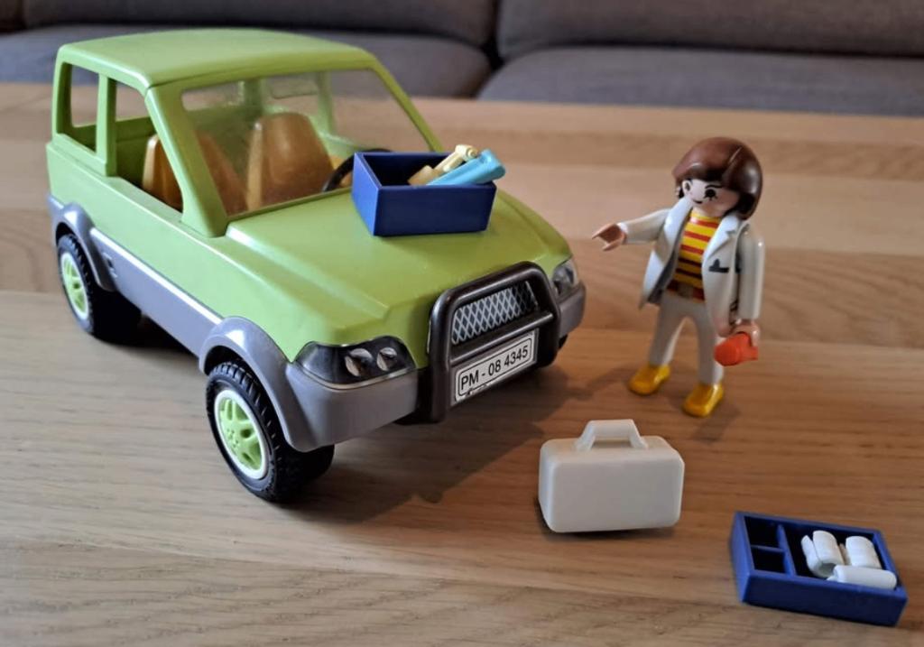 Playmobil 4345 - vétérinaire avec voiture, Enlèvement ou Envoi, Utilisé, Ensemble complet