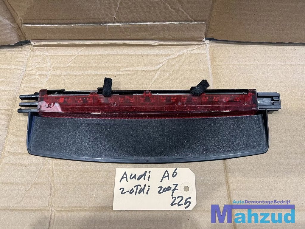 AUDI A6 C6 Sedan derde remlicht 2004-2011, Gebruikt, AUDI AG, Auto-Union-Strasse 1
85045  Ingolstadt, DE, Audi