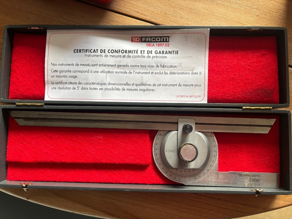 Facom hoekmeter, Doe-het-zelf en Bouw, Ophalen of Verzenden, Zo goed als nieuw, Rolmaat/meetlint, Facom