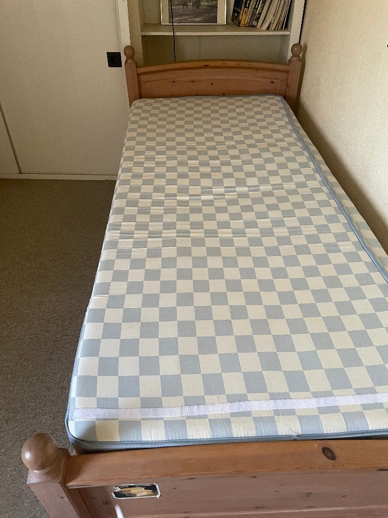 Bed, 90 cm, Une personne, Brun, Enlèvement