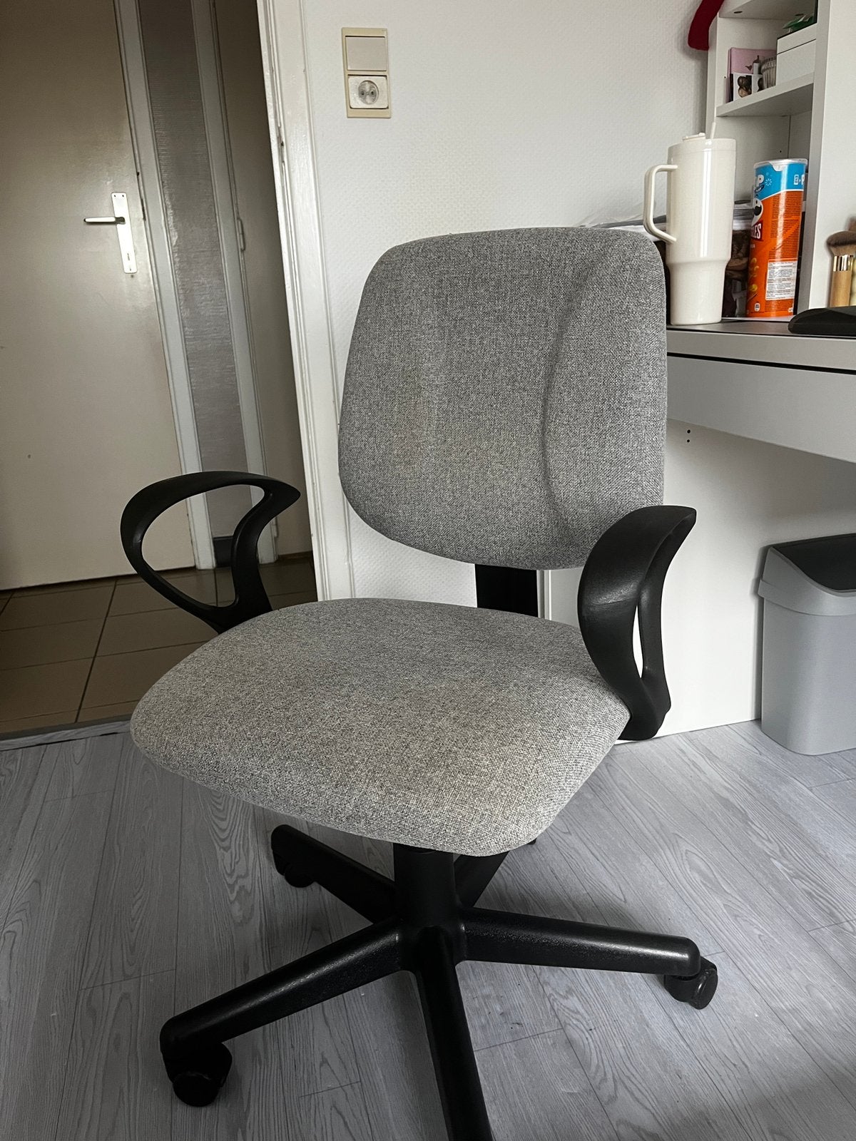 Bureaustoel JYSK, Ophalen, Zo goed als nieuw, Grijs, Bureaustoel