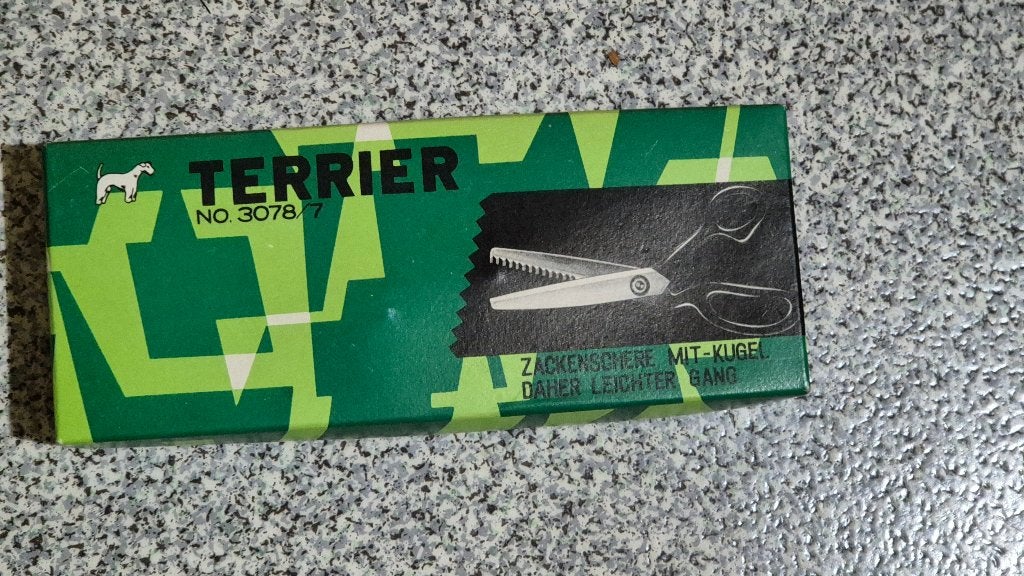 Ciseaux de couture dentelés, Enlèvement ou Envoi