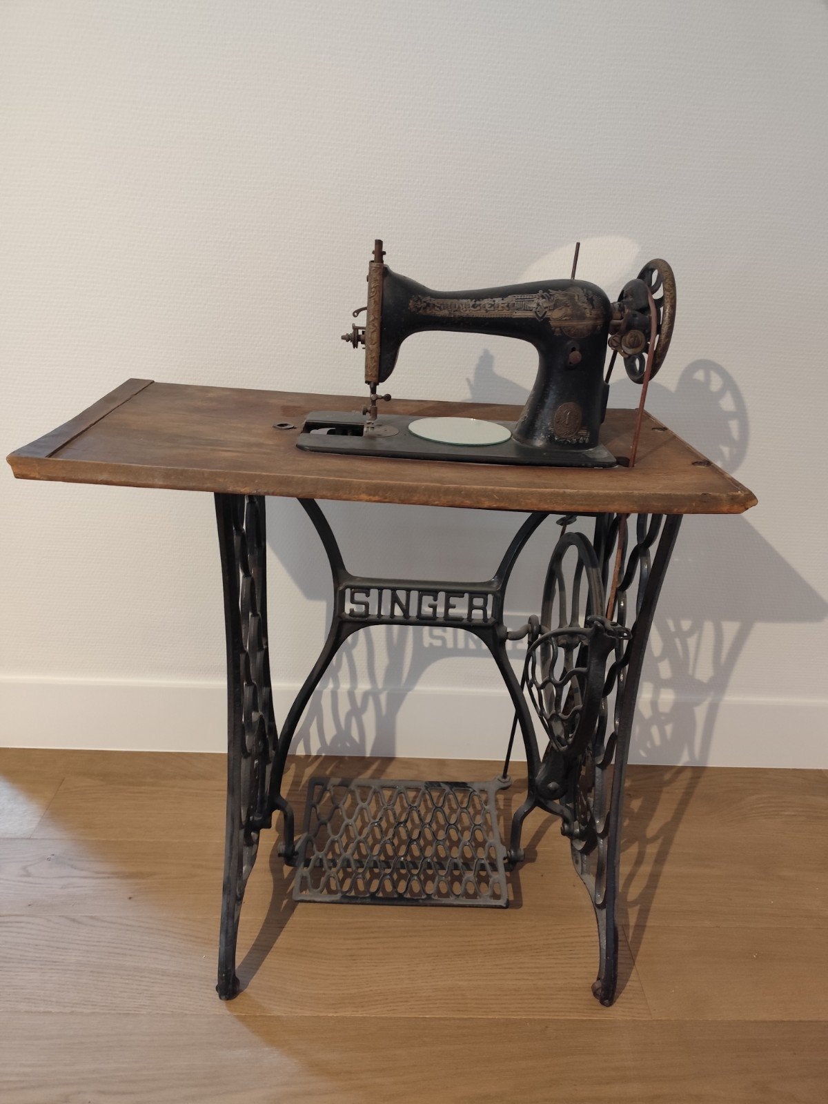 vintage singer naaimachine, Ophalen