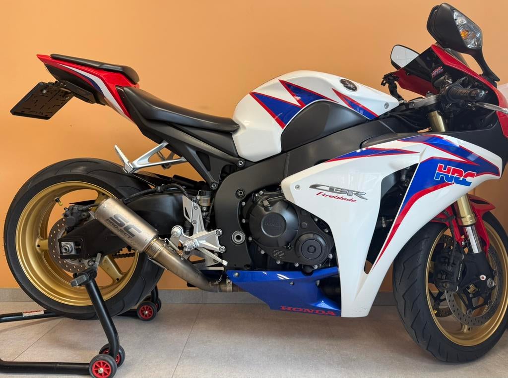 HONDA CBR 1000 rr, 4 cilinders, Motorrijbewijs A, Gebruikt, Super Sport