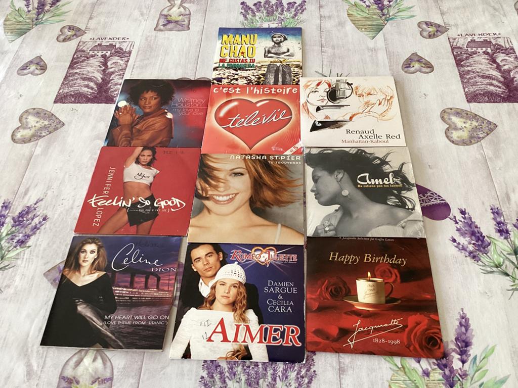 Le lot de 10 cd  singles, Tickets & Billets, Théâtre | Comédie musicale