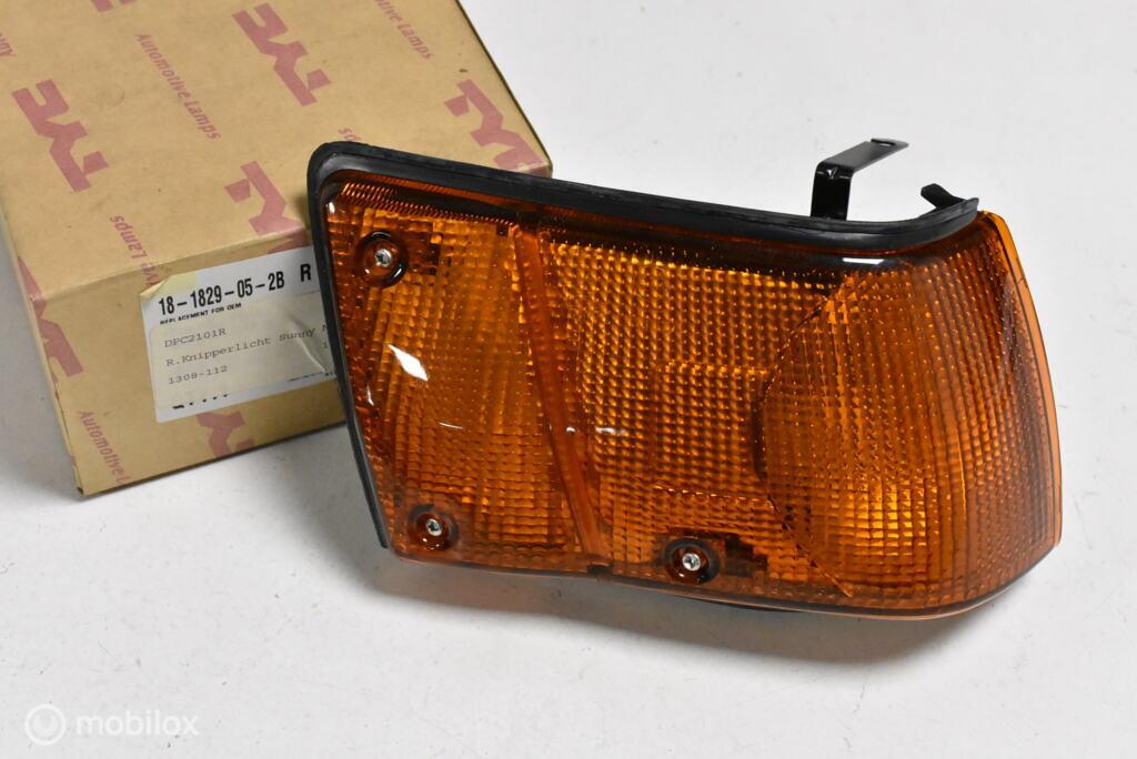 NOS Knipperlicht rechtsvoor Nissan Sunny ('87-'91), Auto-onderdelen, Nieuw, Ophalen of Verzenden, Nissan, Nissan