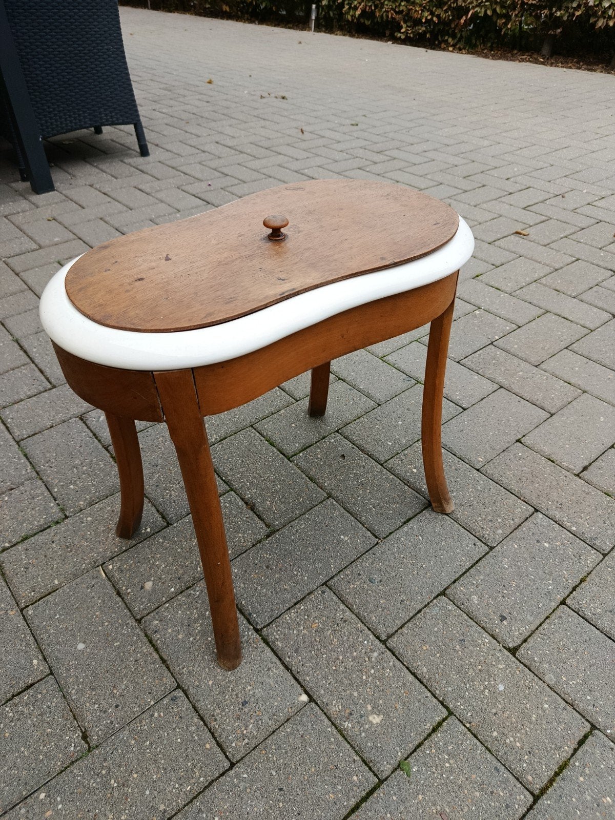 oude bidet, Ophalen